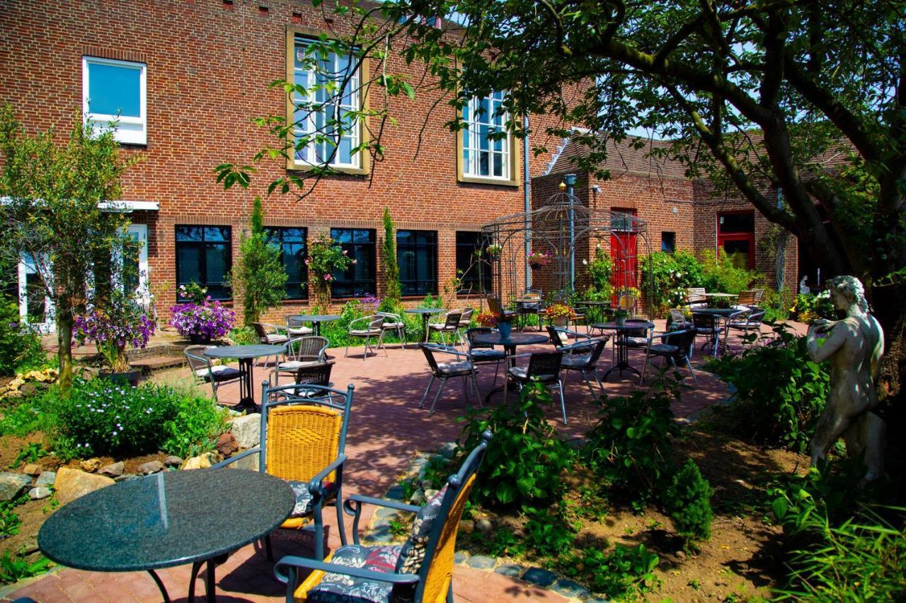 Atalanta-Wellness Roermond 'De Wethouder' Bed and Breakfast Herten Eksteriør billede